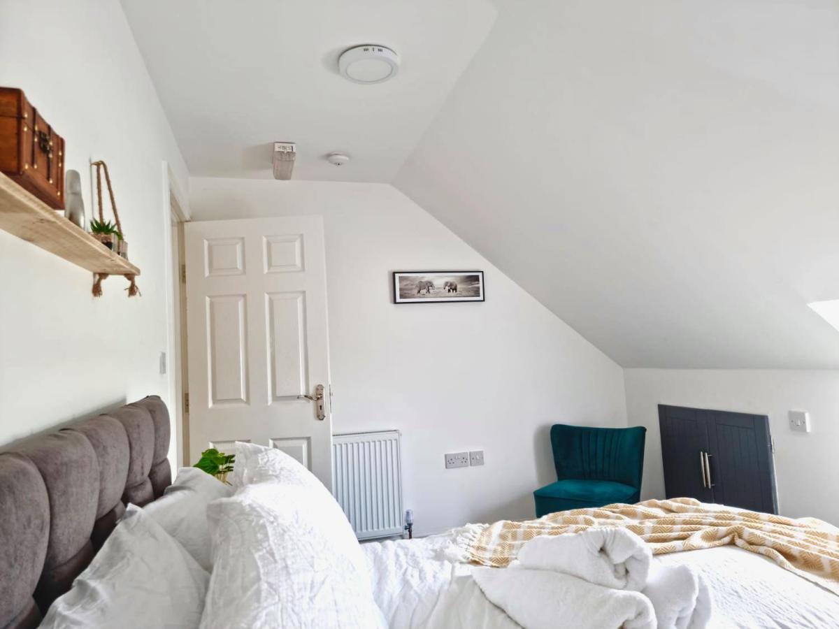 Cosy 3 Bed Apartment Near Birmingham Airport & Nec Perfect For Groups & Contractors! Zewnętrze zdjęcie